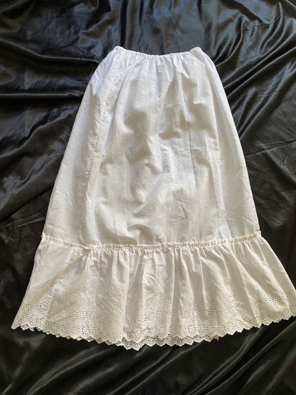 Vintage Handmade White Cotton Eyelet Midi Skirt Cottagecore Prairie Small
